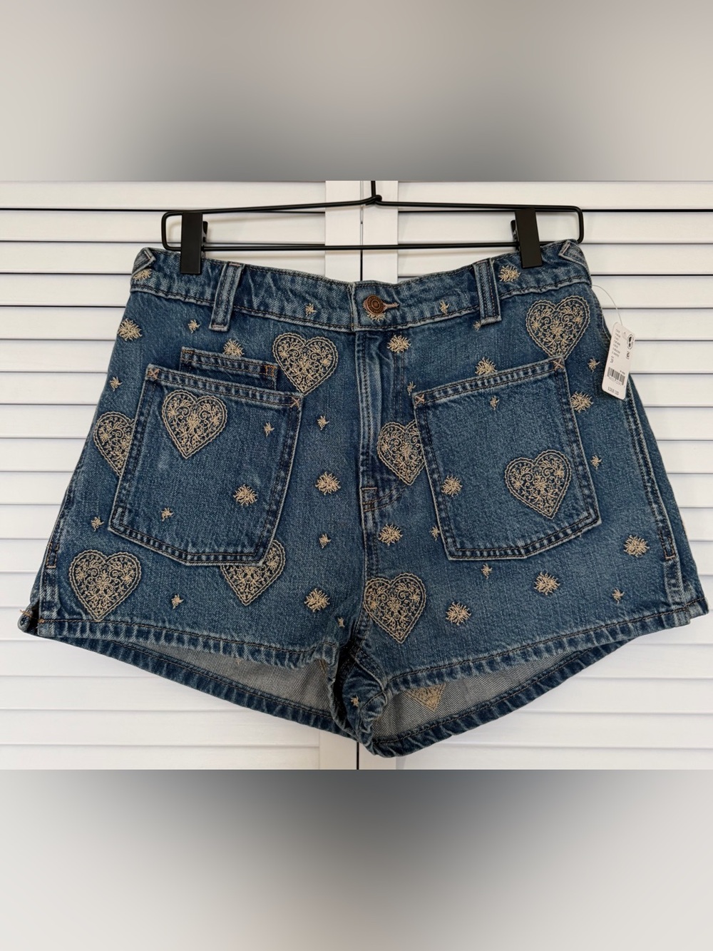 NWT We The Free Bettie Embroidered Sailor Denim Shorts - Picture 3 of 4